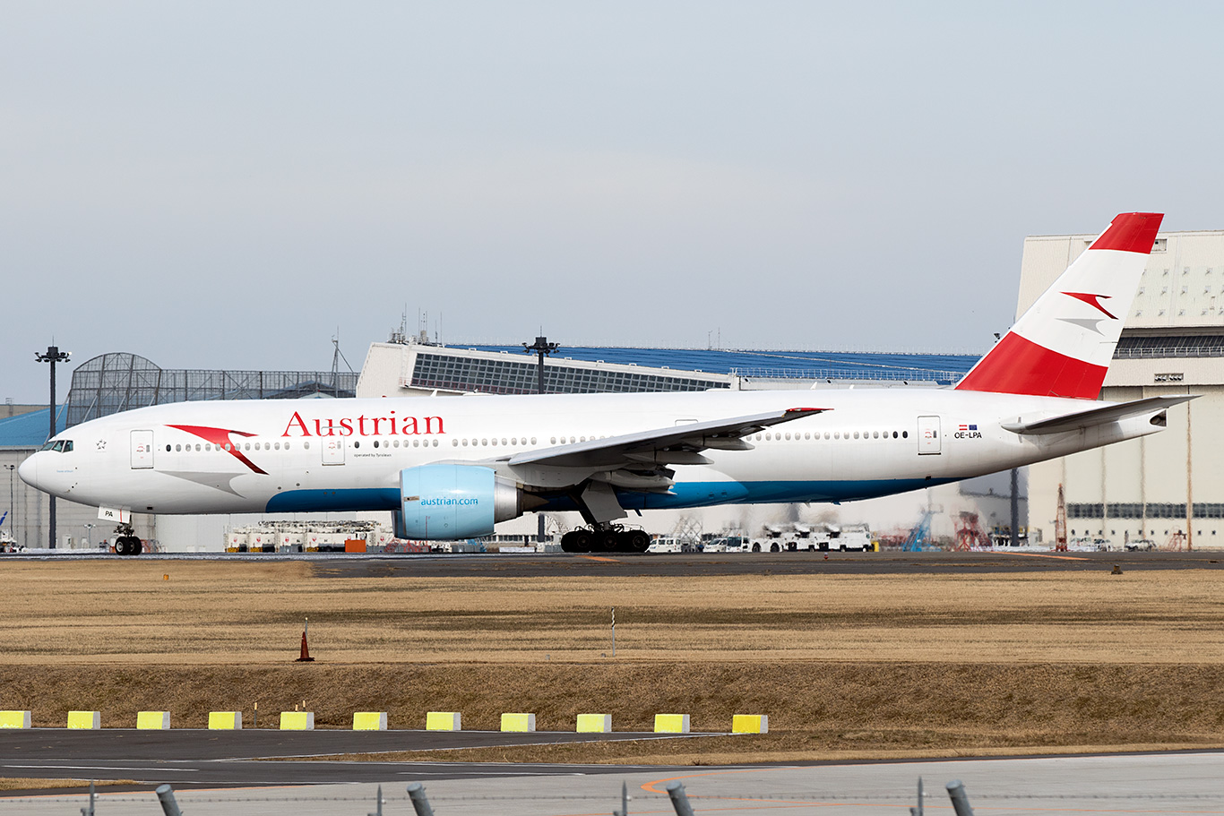 オーストリア航空、成田線を週6便へ | 旅と飛行機のTRAVAIR-BLOG