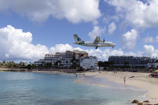 3X/GUY /Air Antilles Express  ATR42  F-OIXO