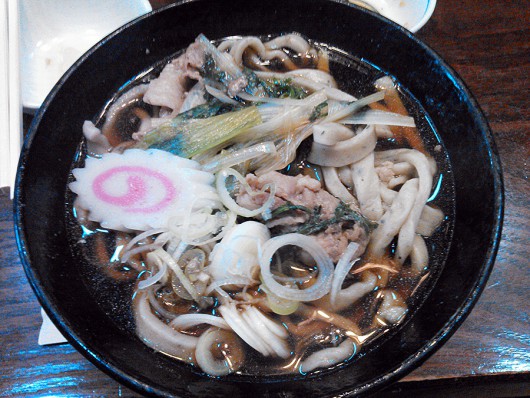 肉そば(750円)