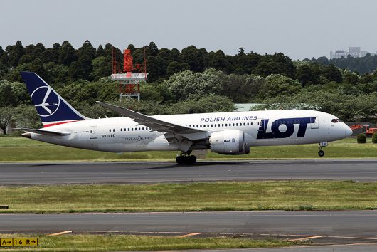 LO/LOT/LOTポーランド航空 LO80 B787-8 SP-LRD