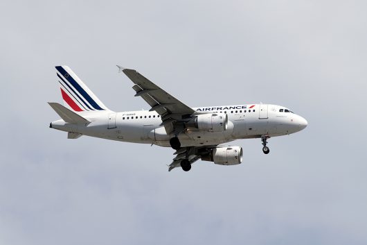 AF/AFR/エールフランス  A318 F-GUGO