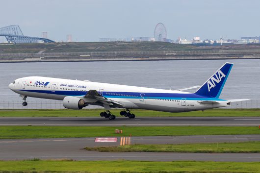 NH/ANA/全日空  B777-300 JA755A