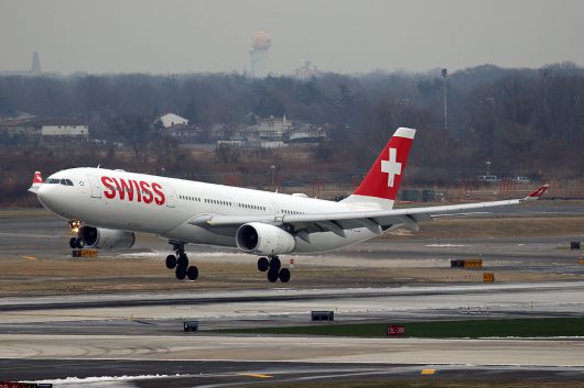 LX/SWR/スイス国際航空 LX22 A330-300 HB-JHG
