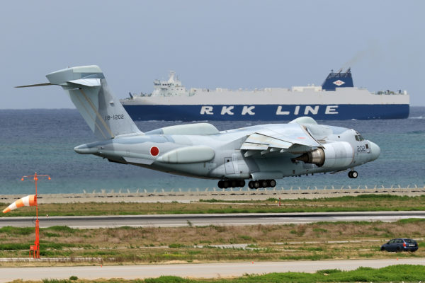 /JASDF/航空自衛隊 Kawasaki C-2 18-1202