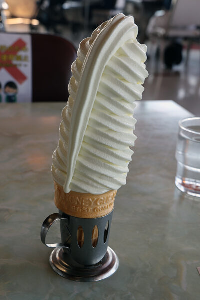 マルカン大食堂のソフトクリーム