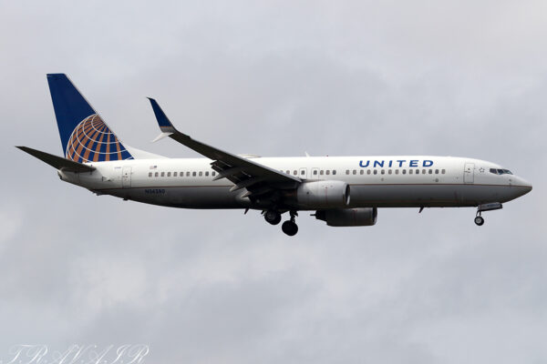 UA/UAL/ユナイテッド航空 UA820 B737-800 N36280