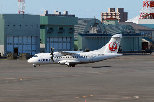 JL/JAL/日本航空 JL2894 ATR42-600 JA13HC
