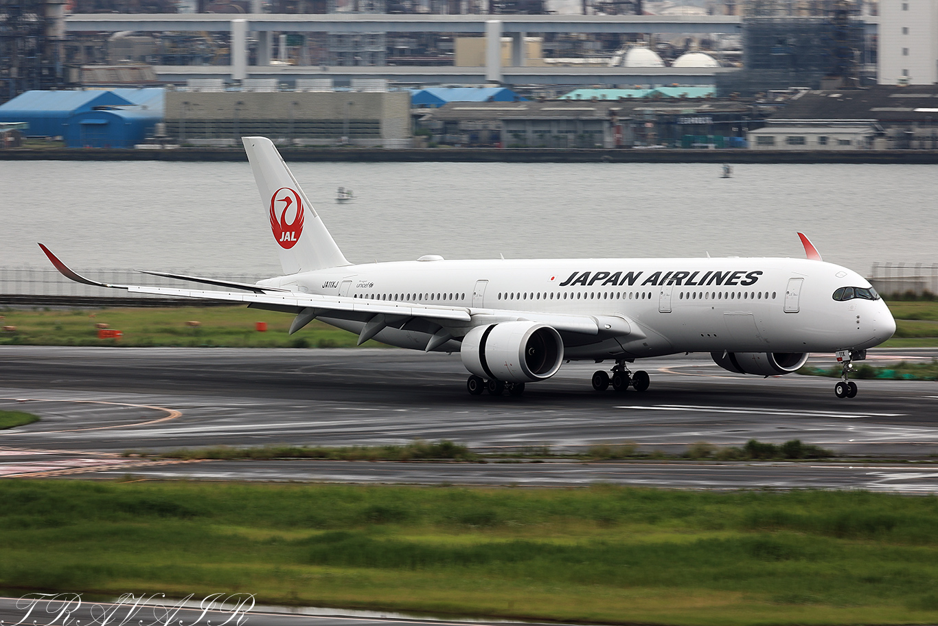 JL/JAL/日本航空 JL112 A350-900 JA11XJ