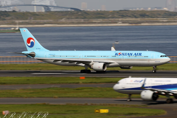 KE/KAL/大韓航空 KE2102 A330-300 HL7554