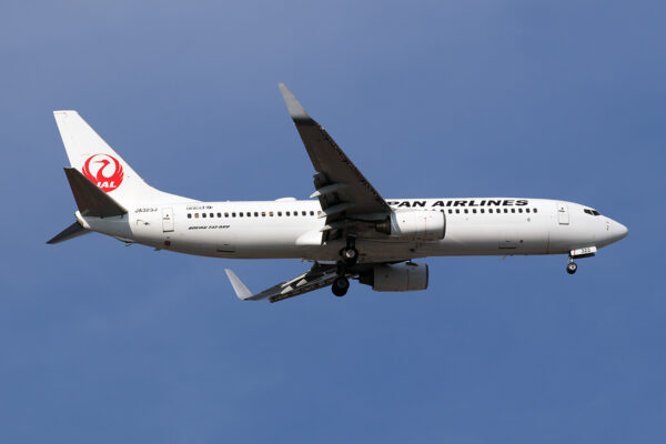 JL/JAL/日本航空 JL436 B737-800 JA323J