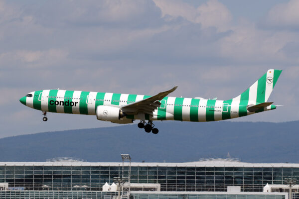 DE/CFG/コンドル航空 DE2455 A330-300 D-ANRE