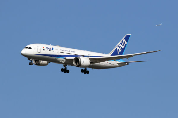 NH/ANA/全日空 NH676 B787-8 JA818A
