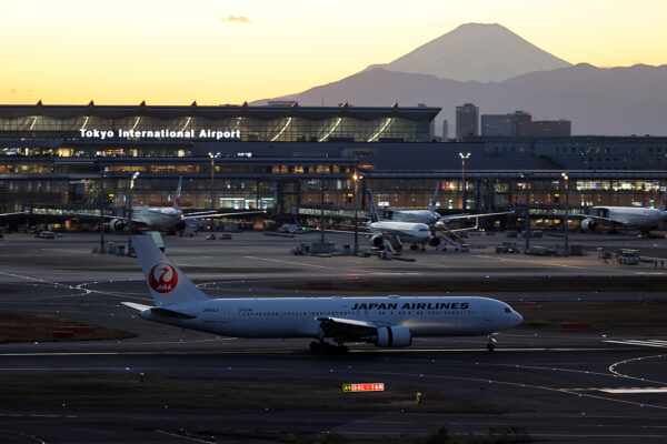 JL/JAL/日本航空 JL718 B767-300ER JA612J