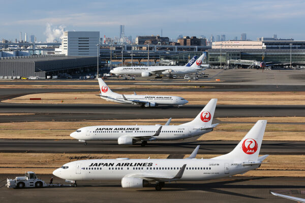 JL/JAL/日本航空 B737-800 JA320J　JA311J　JA347J