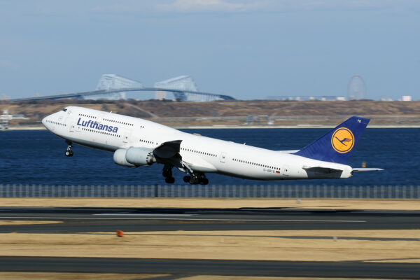 LH/DLH/ルフトハンザ・ドイツ航空 LH716 B747-8 D-ABYO