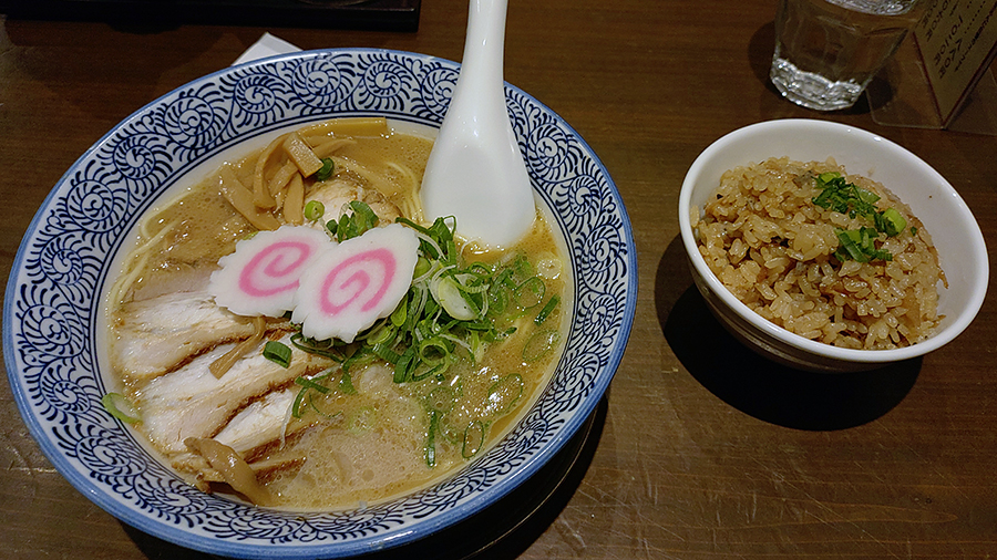 和歌山ラーメン　丸美商店