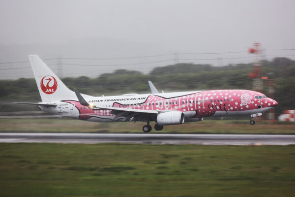 NU/JTA/日本トランスオーシャン航空 NH607 B737-800 JA06RK