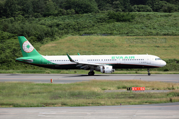 BR/EVA/エバー航空 BR122 A321 B-16226