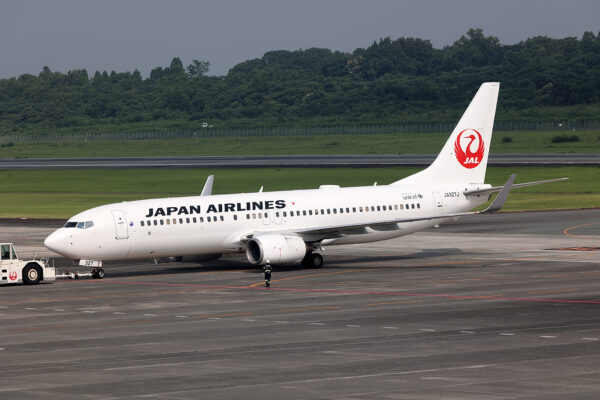 JL/JAL/日本航空 JL624 B737-800 JA327J