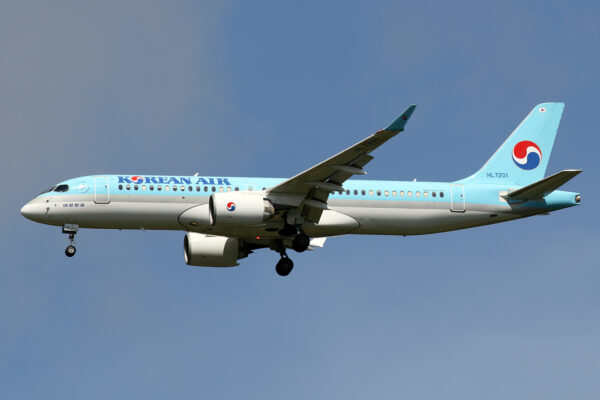 KE/KAL/大韓航空 KE2129 A220-300 HL7201