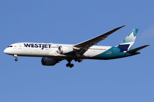 WS/WJA/ウェストジェット WS80 B787-8 C-GUDH