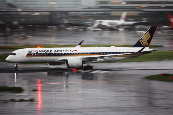 SQ/SIA/シンガポール航空 SQ633 A350-900 9V-SHP