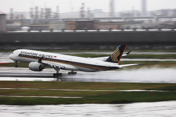 SQ/SIA/シンガポール航空 SQ633 A350-900 9V-SHP