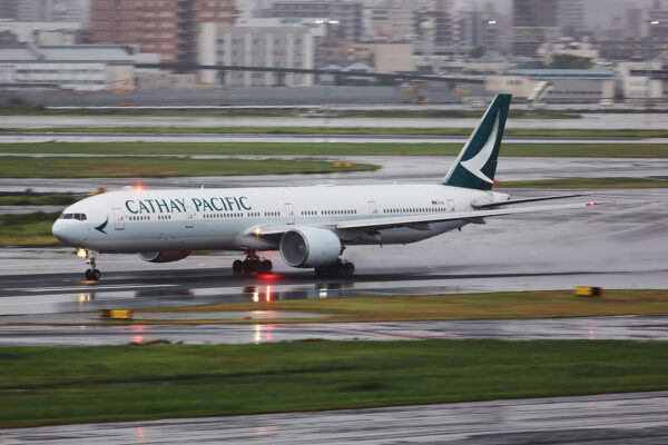 CX/CPA/キャセイパシフィック航空 CX549 B777-300ER B-KPE