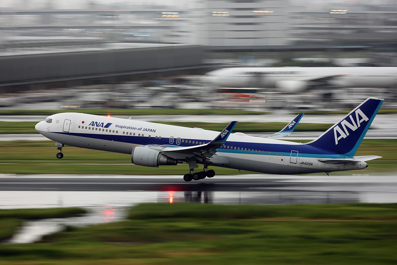 NH/ANA/全日空 NH35 B767-300ER JA625A