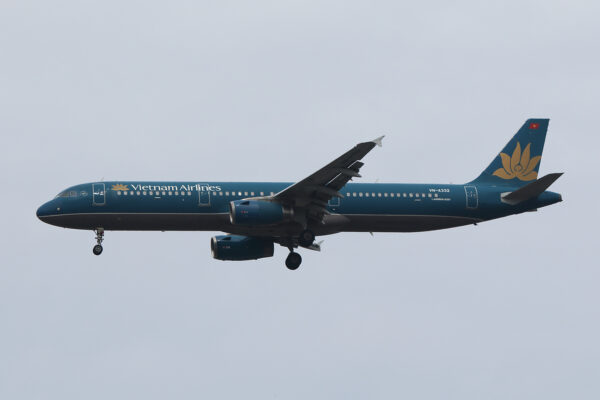 VN/HVN/ベトナム航空 A321 VN-A332