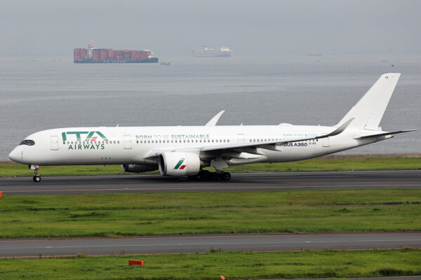 AZ/ITY/ITAエアウェイズ AZ793 A350-900 EI-IFD