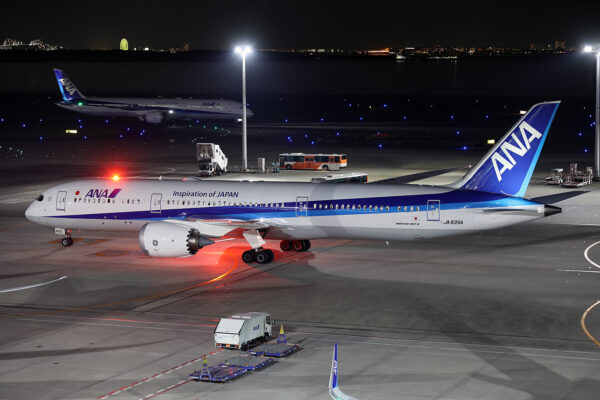 B787-9　JA935A