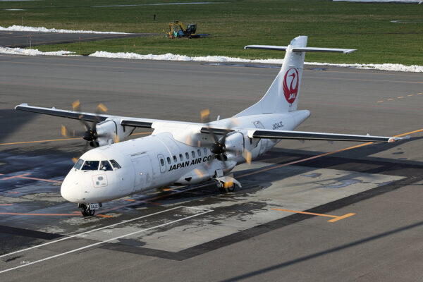 3X/JAC/日本エアコミューター JL2753 ATR42-600 JA04JC