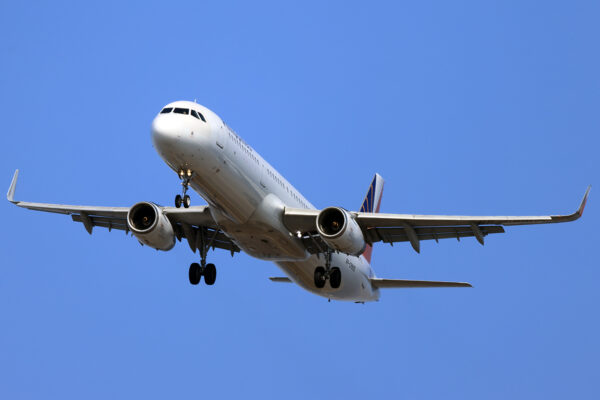 PR/PAL/フィリピン航空 PR422 A321 RP-C9905
